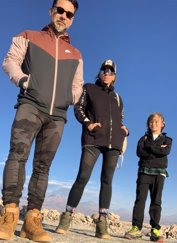 Adriane Galisteu e família (Foto: Reprodução / Instagram)