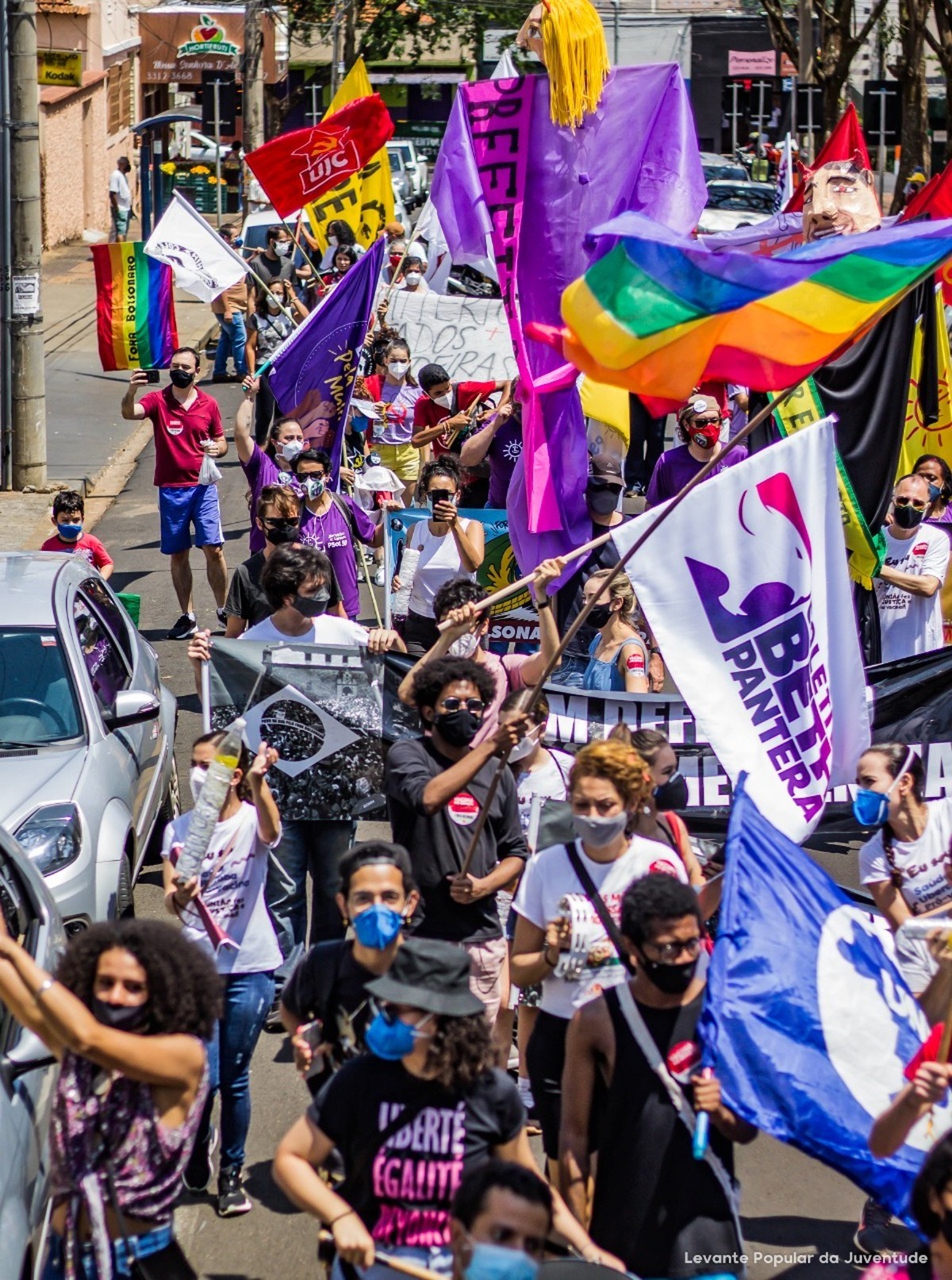 Dia do Orgulho LGBTQIA+: coletivo Beth Pantera luta nas ruas e no Legislativo em Uberaba - Globo