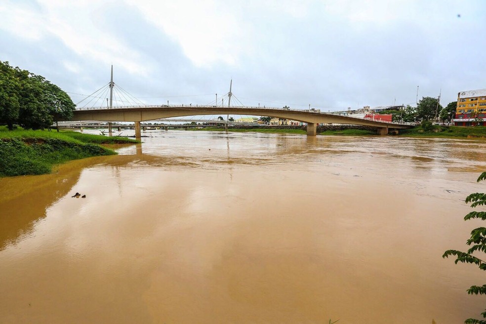 Rio continua subindo e se aproxima da cota de alerta em Rio Branco  (Foto: Divulgação/Prefeitura de Rio Branco )
