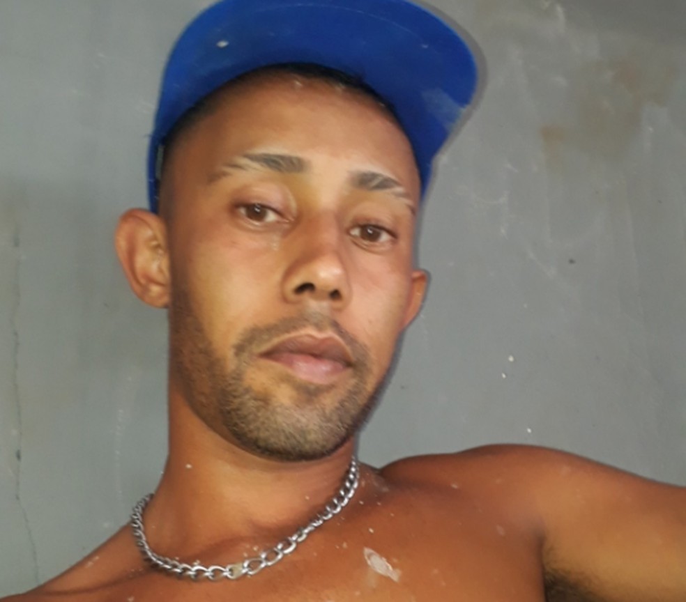  Dione Teixeira dos Reis, de 28 anos, é suspeito de torturar enteado de 7 anos até a morte em Avaré (SP) — Foto: Arquivo pessoal