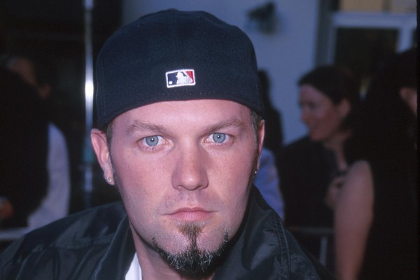Fred Durst, vocalista do Limp Bizkit, em evento em Hollywood em agosto de 1999 (Foto: Getty Images)