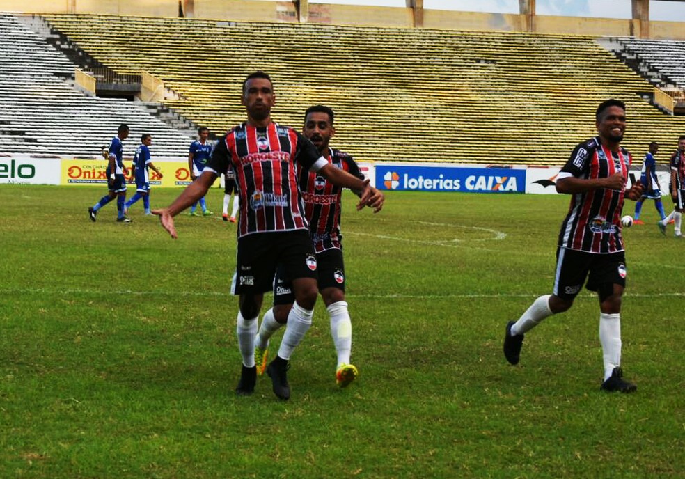 Autor de quatro gols no estadual, Eduardo quer vitória em despedida tricolor da primeira fase (Foto: Elziney Santos)
