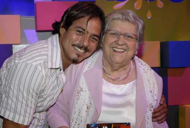 Hilda Rebello e Marcelo Barros na novela Caras e Bocas (Globo, 2009) (Foto: Bob Paulino/TV Globo)