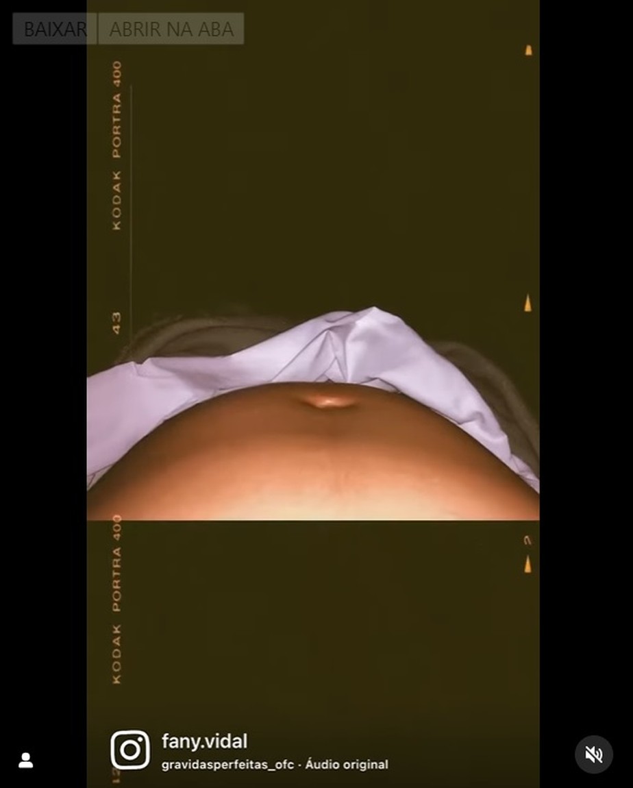 Fany Vidal mostra bebê mexendo na barriga de grávida