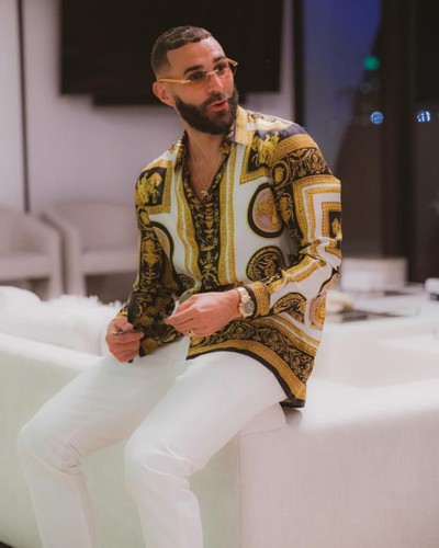 Karim Benzema em ensaio para a revista GQ. (Foto: Reprodução/GQ)