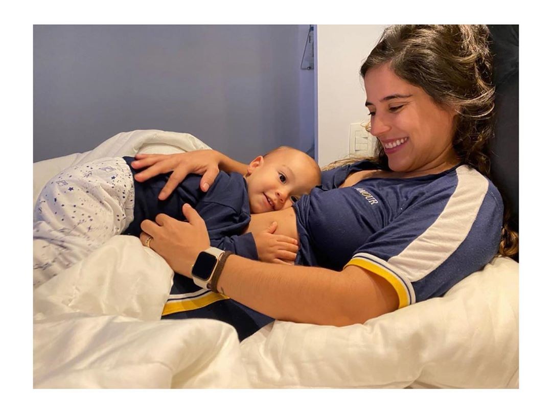 Camilla Camargo e o filho (Foto: Instagram/ Reprodução)