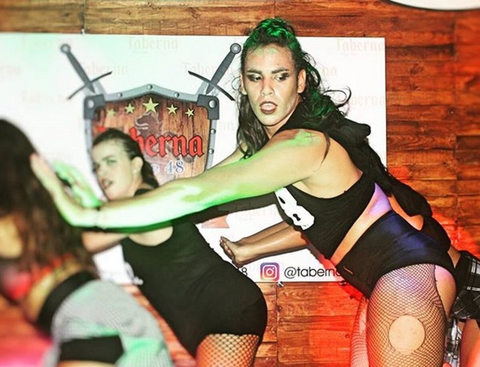 Jhulli Kervara trabalha dando aulas de dança em academias (Foto: Reprodução)
