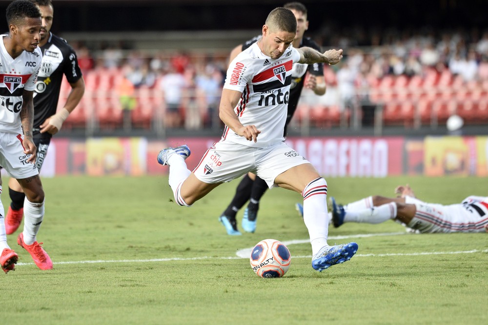 São Paulo evolui no estadual com mais finalizações de dentro da área