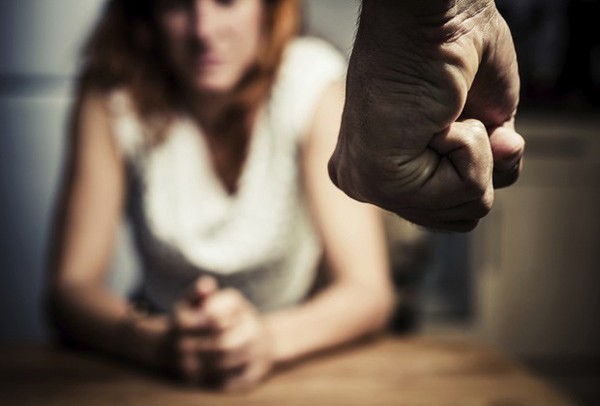 Datafolha divulga pesquisa alarmante sobre violência contra mulher (Foto: Thinkstock)