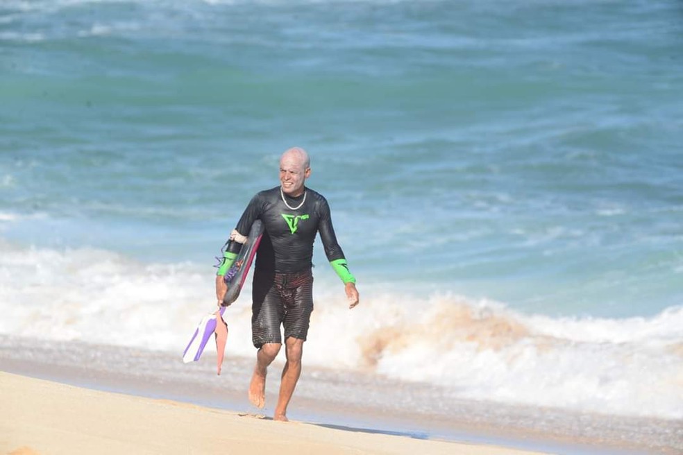 Marcus Biju morre após sofrer enfarto enquanto surfava em Pipeline, no Havaí — Foto: Arquivo Pessoal