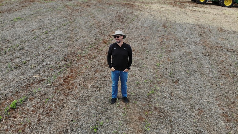Pai de Karl Milla, vencedor do desafio de máxima produtividade da soja, faz uso de plantio de direto há mais de cinco década (Foto: Arquivo Pessoal)