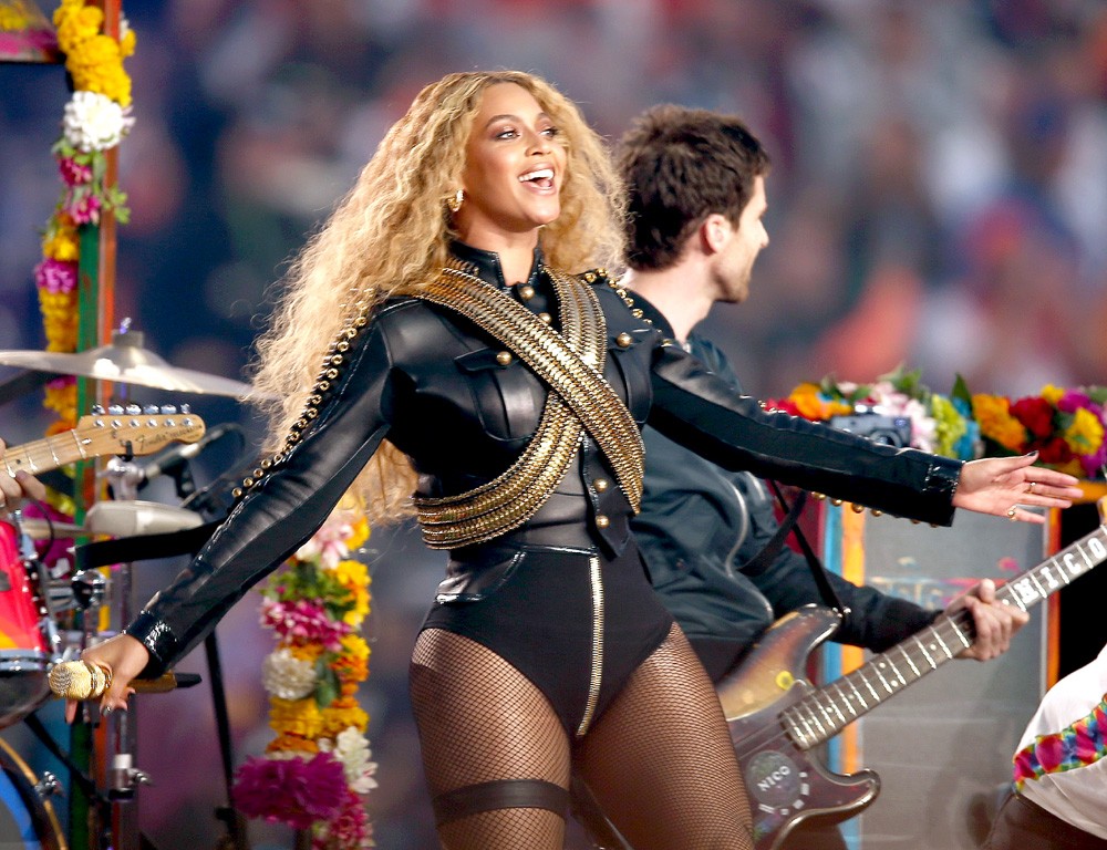 No Super Bowl de 2016, Beyoncé prestou homenagem ao cantor Michael Jackson (Foto: Getty Images)