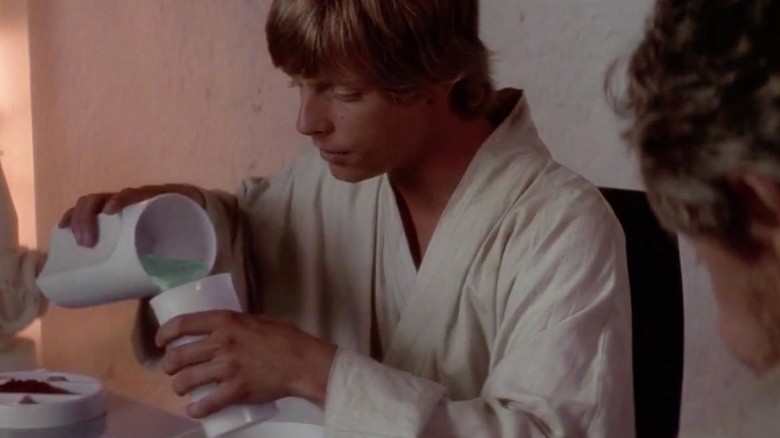Luke Skywalker tomando leite de bantha (Foto: Divulgação)