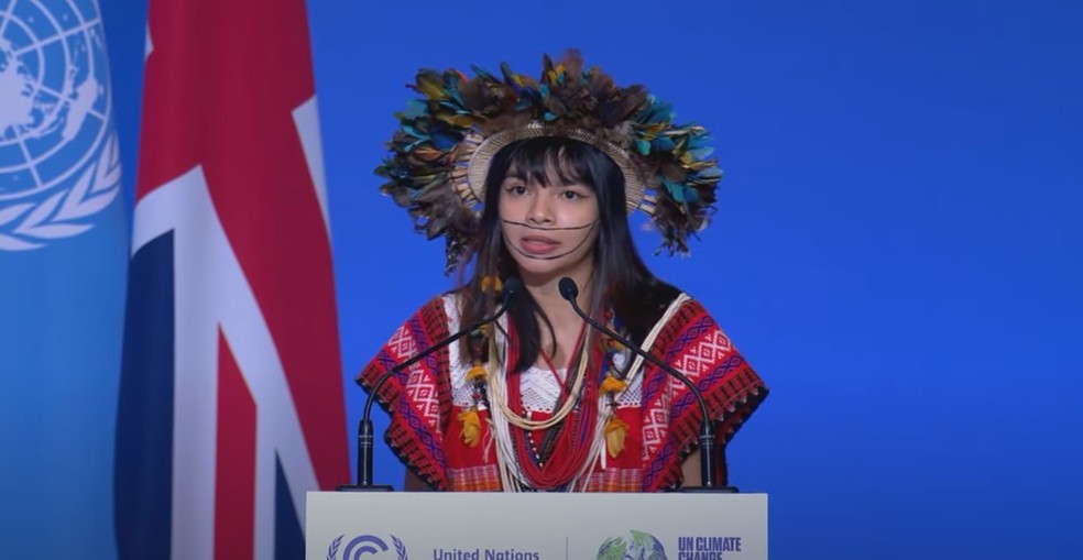Txai Suruí fala na abertura da COP26, em 1º de novembro de 2021 — Foto: Reprodução/COP26
