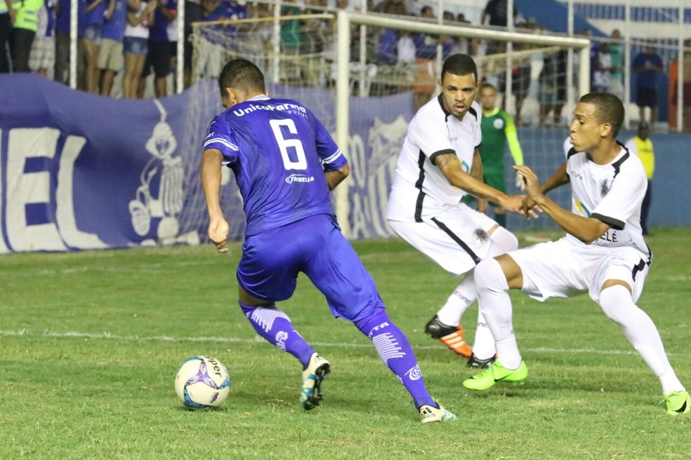 Resende ficou na última colocação da Primeira Fase e disputará o Grupo X para não ser rebaixado (Foto: Carlos Grevi)