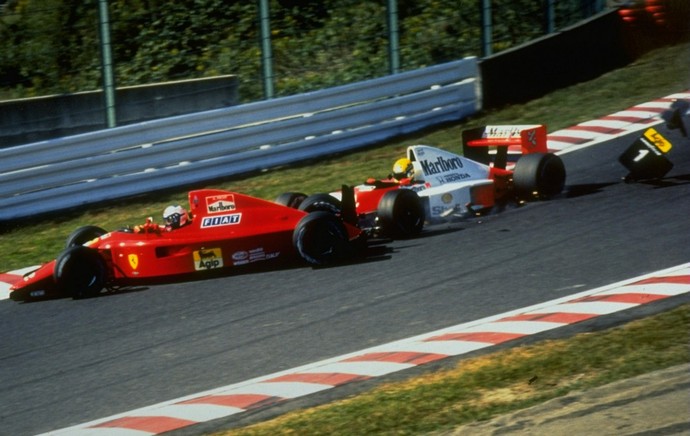 Em 1990, Suzuka foi palco do famoso 'troco' de Ayrton em Prost, que garantiu o título para o brasileiro (Foto: Getty Images)