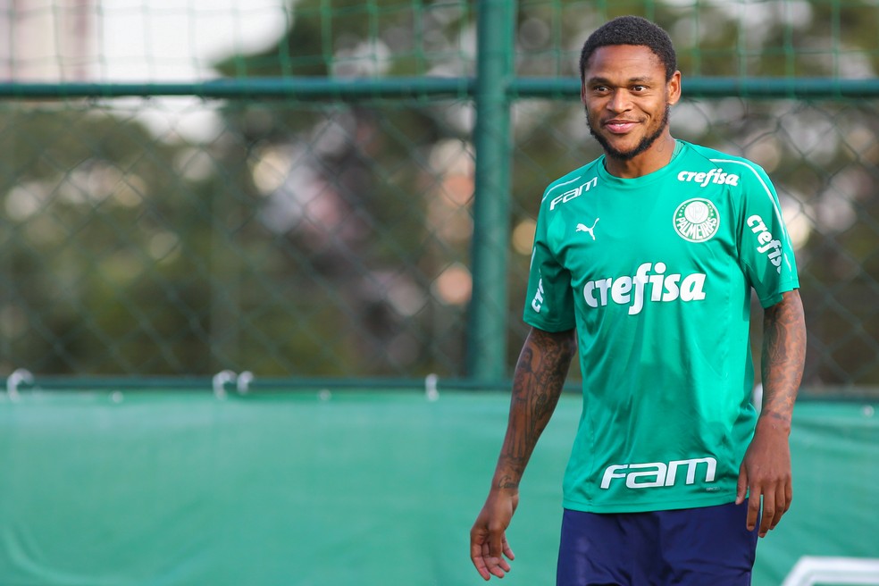 Luiz Adriano Tem Contrato Registrado Na Cbf E E Liberado Para Estrear Pelo Palmeiras Palmeiras Ge