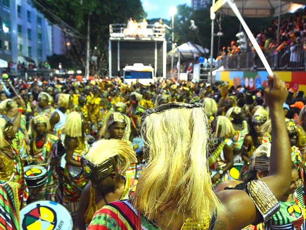 Desfile do Olodum no circuito Osmar nesta terça de carnaval em salvador (Foto: Marcos Costa/Ag. Haack)