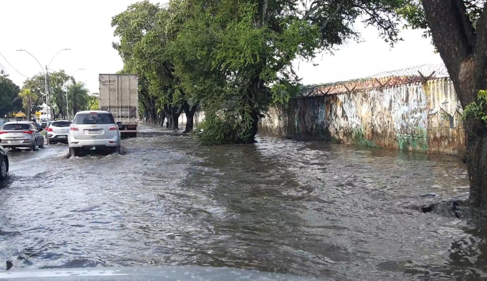 Vai continuar chovendo no Grande Recife? Veja previsão do tempo para esta quinta