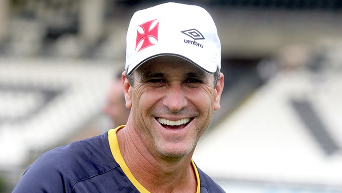 Jorginho, Rueda ou Gomes: Cruzeiro fecha cerco para acertar com treinador