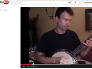 Charles Butler em vídeo com versão de 'Get lucky' (Foto: Reprodução/YouTube)