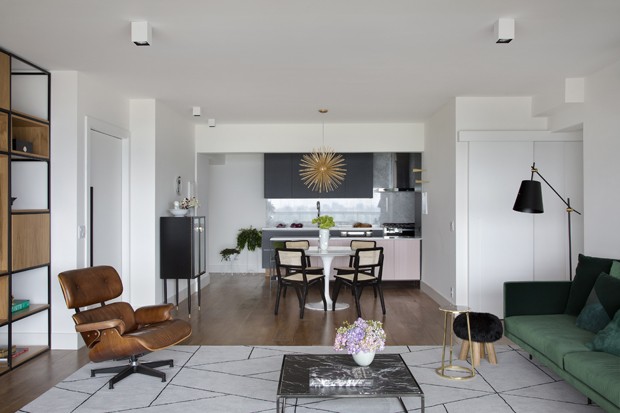 Décor elegante e sem excessos neste apartamento de 150 m² (Foto: Denilson Machado)