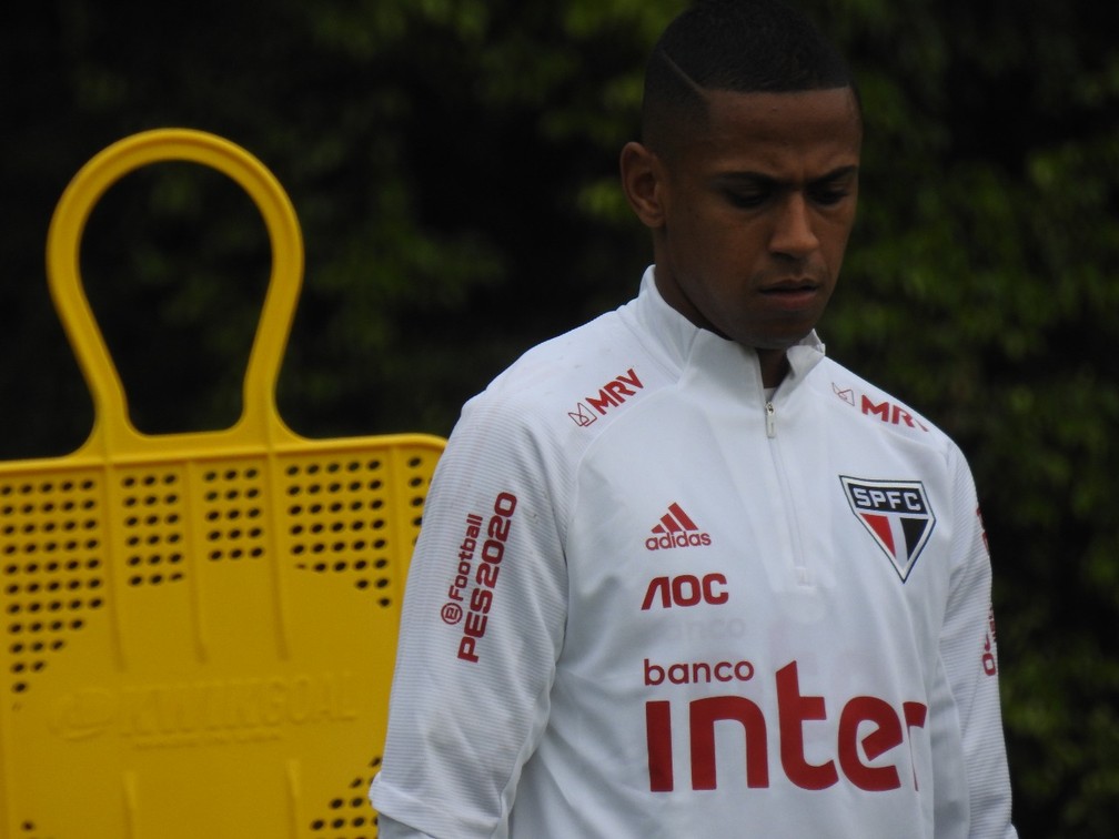 Bruno Alves testa negativo para Covid, mas permanece fora do jogo contra o Bahia