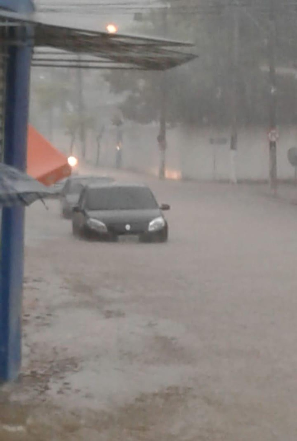 Chuva causou alagamentos em Angra — Foto: Divulgação/Redes Sociais