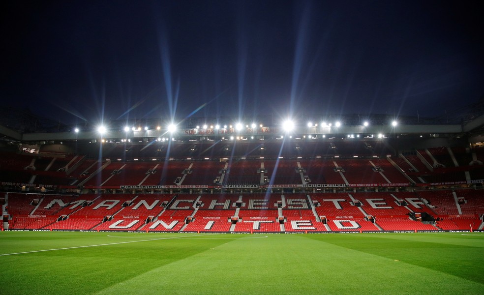 Old Trafford, palco de Manchester United x Manchester City — Foto: Phil Noble/Reuters