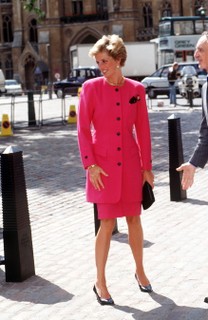 Diana em Westminster, em Londres   