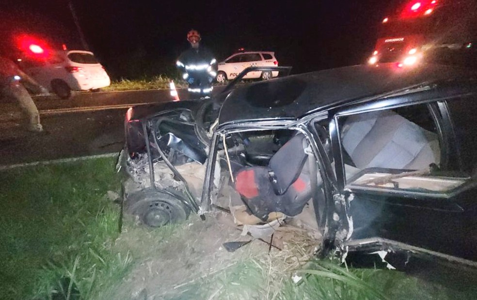 Motorista foge após provocar acidente e deixar feridos em rodovia de Júlio de Mesquita — Foto: Arquivo pessoal