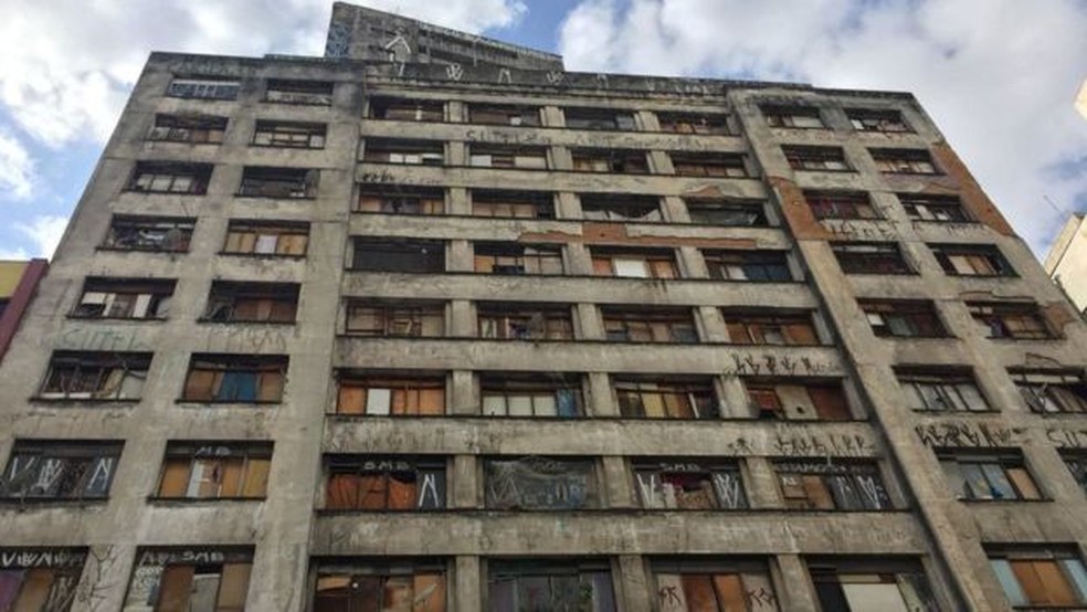 Na ocupação Prestes Maia, no centro de São Paulo, vivem cerca de 2.000 pessoas (Foto: Leandro Machado/BBC Brasil)