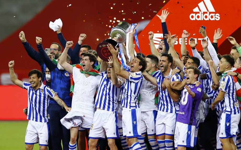 Real Sociedad vence clássico com Athletic Bilbao e conquista Copa do Rei após 34 anos