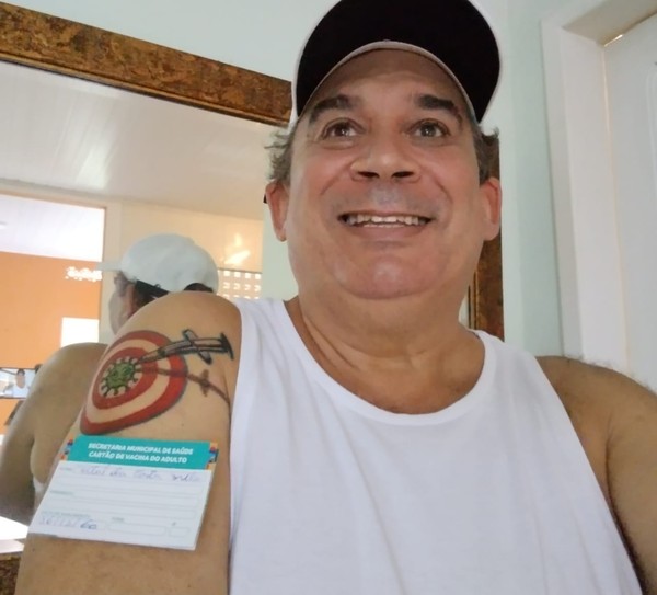 Aquem acabou de fazer tatuagem pode tomar vacina Pedagogo Que Fez Tatuagem Para Homenagear Vacina Contra Covid 19 E Amigos Que Morreram Com A Doenca E Vacinado No Am Recomeco Diz Amazonas G1
