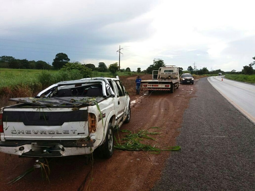 Quatro mulheres ficaram feridas no acidente (Foto: Divulgação/PRF)