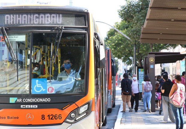 Na capital paulista, o prefeito Ricardo Nunes disse que vai segurar o preço dos ônibus (Foto: Rovena Rosa/Agência Brasil)