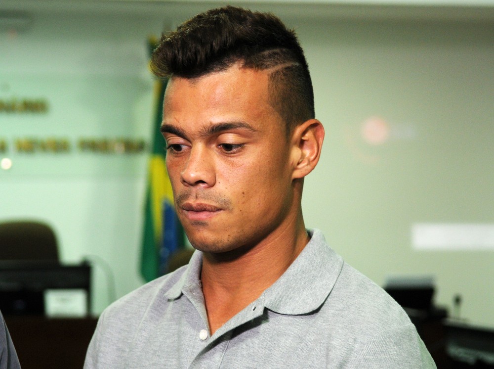 Cruzeiro é condenado a pagar R$ 300 mil a empresa por venda de Bernardo ao Vasco