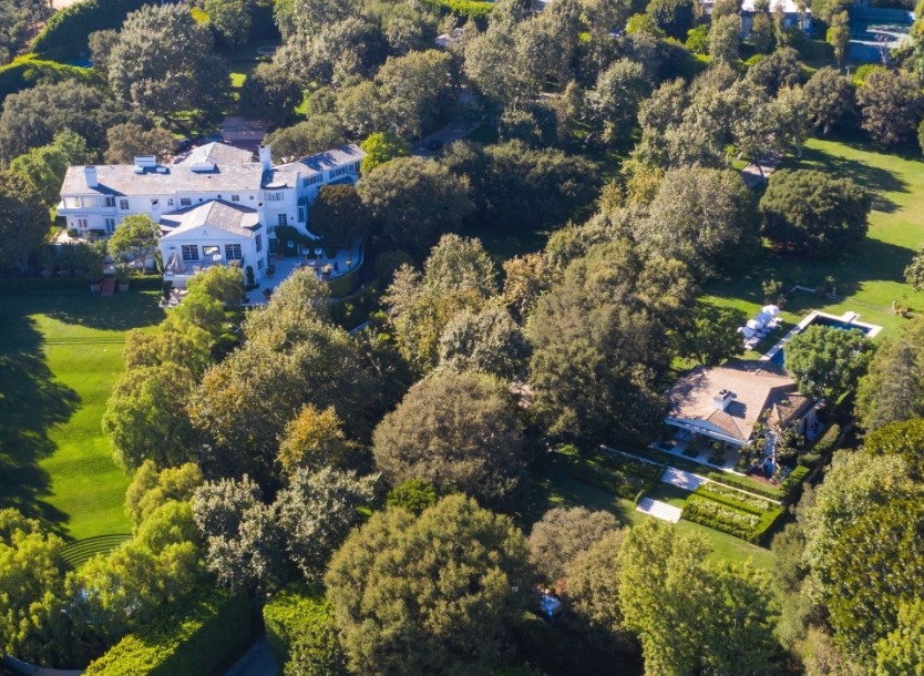 Jeff Bezos compra casa anexa a seu complexo residencial (Foto: Realtor/Divulgação)