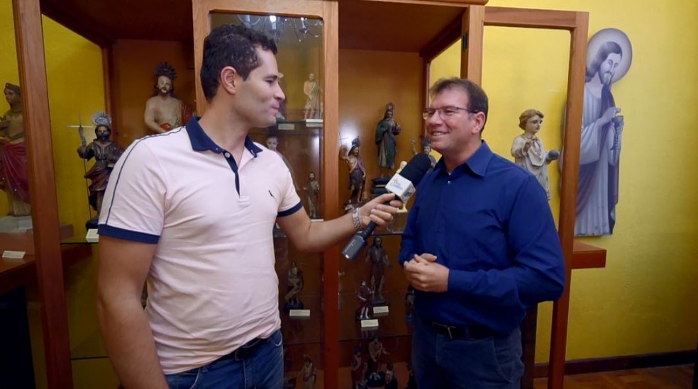 Pedro Leonardo Conhece Colecao De Figuras De Sao Joao Batista Mais Caminhos Gshow