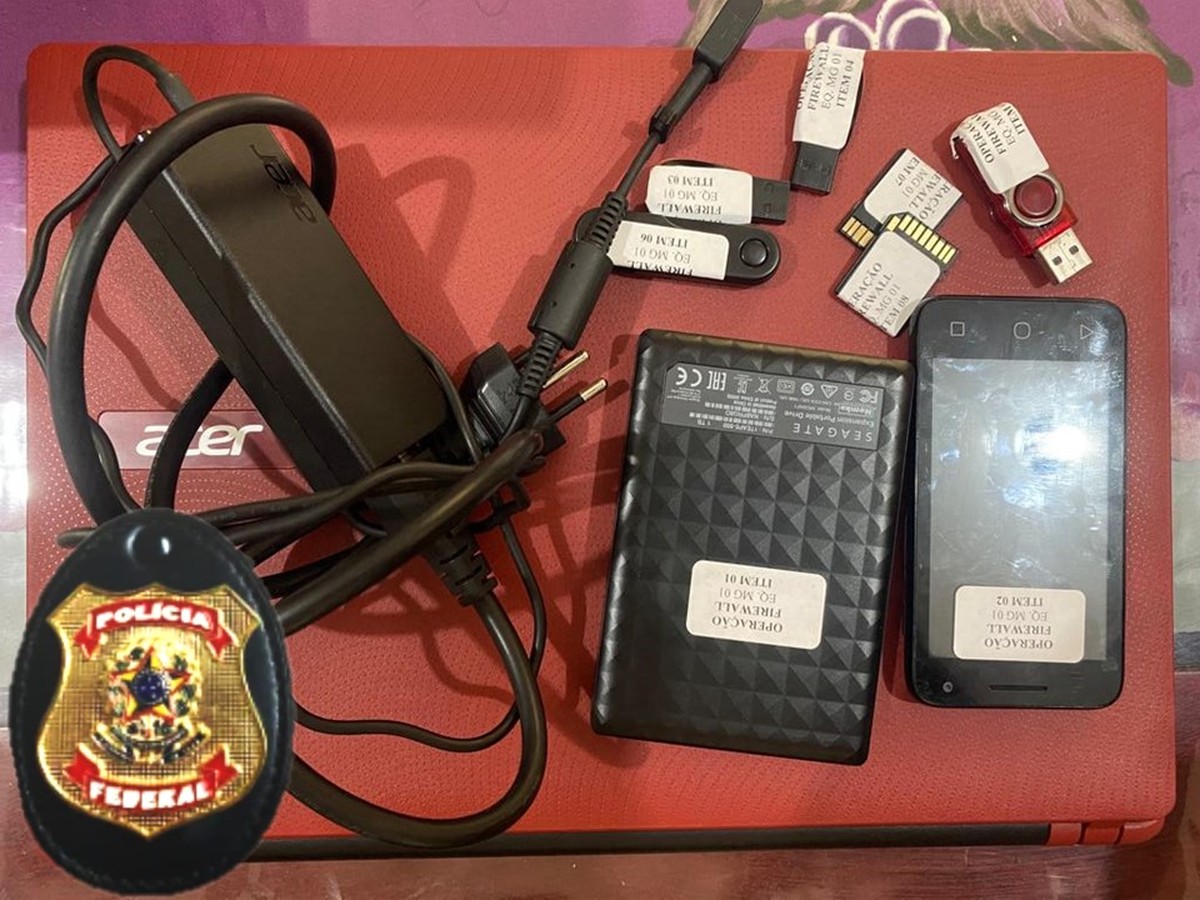 Polícia Federal cumpre mandados em operação de combate à pornografia infantil pela internet
