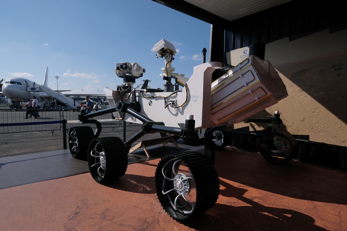 PARIS, FRANCE - JUNE 23: Mars 2020 Rover, developed by NASA, is on display at the Le Bourget Airport on the first public day of the 52nd International Paris Air Show on June 23, 2017, in Paris, France. (Photo by Yuriko Nakao/Getty Images) (Foto: Getty Images)