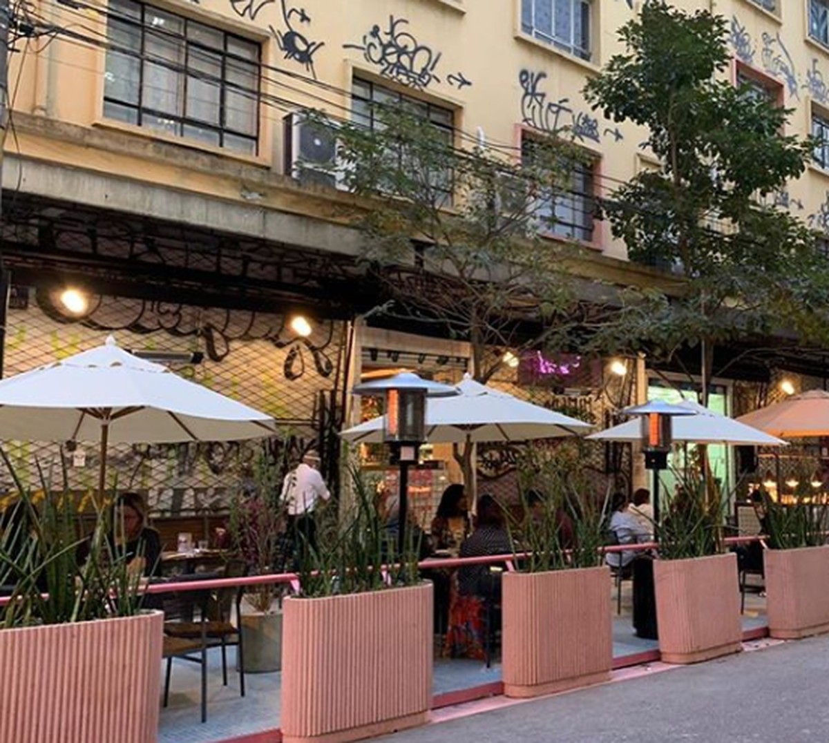 Bares e restaurantes da João Moura, Harmonia e mais 40 ruas de SP