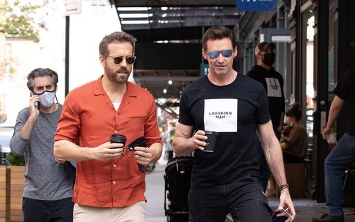Hugh Jackman e Ryan Reynolds almoçam juntos em Nova York