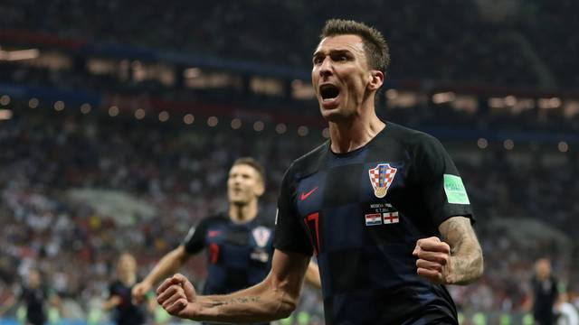 Mandzukic comemora gol da vitória em Croácia x Inglaterra