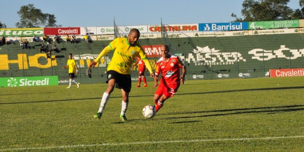 Com gol de Éverton, Tombense surpreende Ypiranga-RS e ...