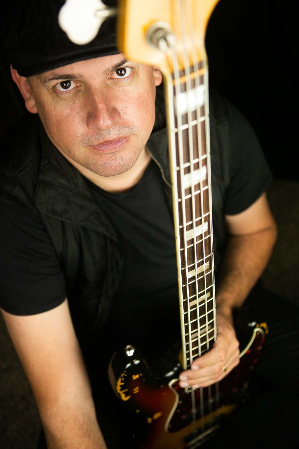 Baixista mineiro Áureo Lopes busca ‘Outras esquinas’ em álbum que se apresenta como compositor |  Weblog do Mauro Ferreira