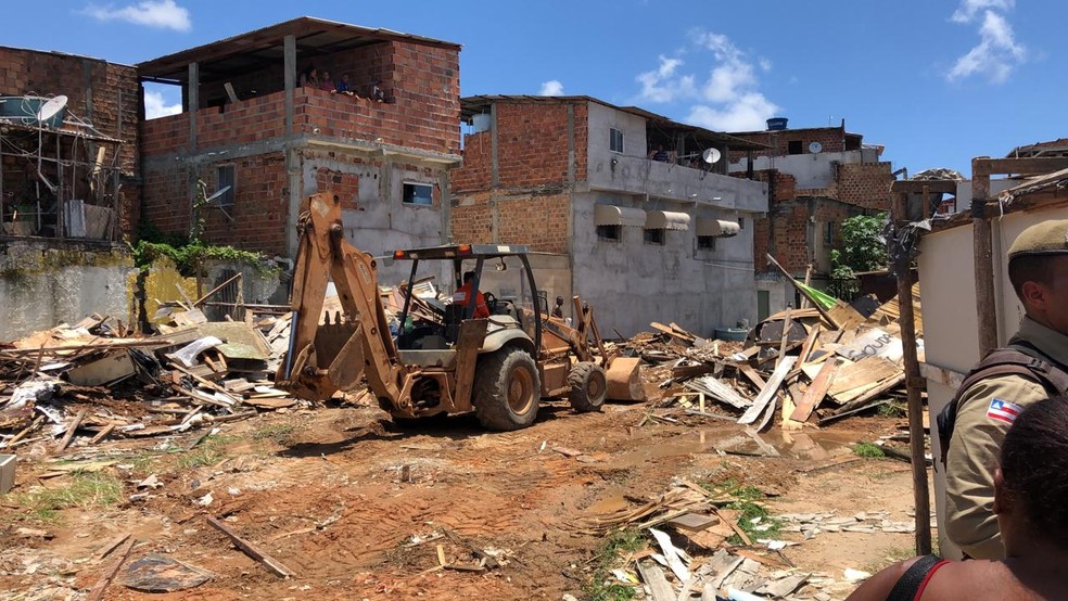 Assentamento foi desapropriado na manhÃ£ desta segunda-feira (28) â?? Foto: Vanderson Nascimento/TV Bahia