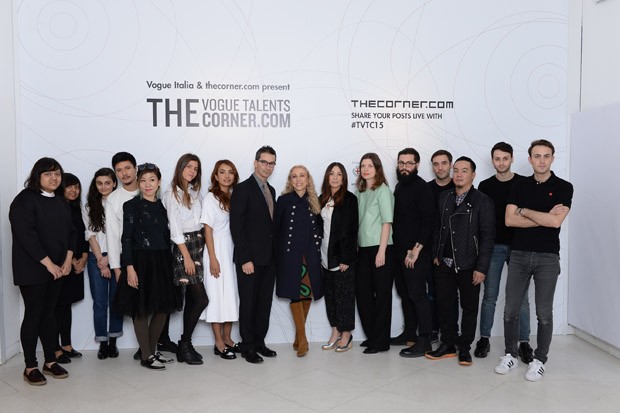 Twelve designers with Jonathan Newhouse and Franca Sozzani at The Vogue Talents Corner.com presentation during Milan Fashion week in February (Foto: SGP Italia)