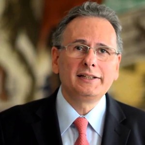 Embaixador Antonio Simões, subsecretário-geral da América do Sul, Central e do Caribe do Ministério das Relações Exteriores (Foto: Reprodução/YouTube)