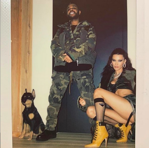 O ensaio de Bella Hadid com o uniforme militar celebrando o aniversário do namorado, o rapper The Weeknd (Foto: Instagram)